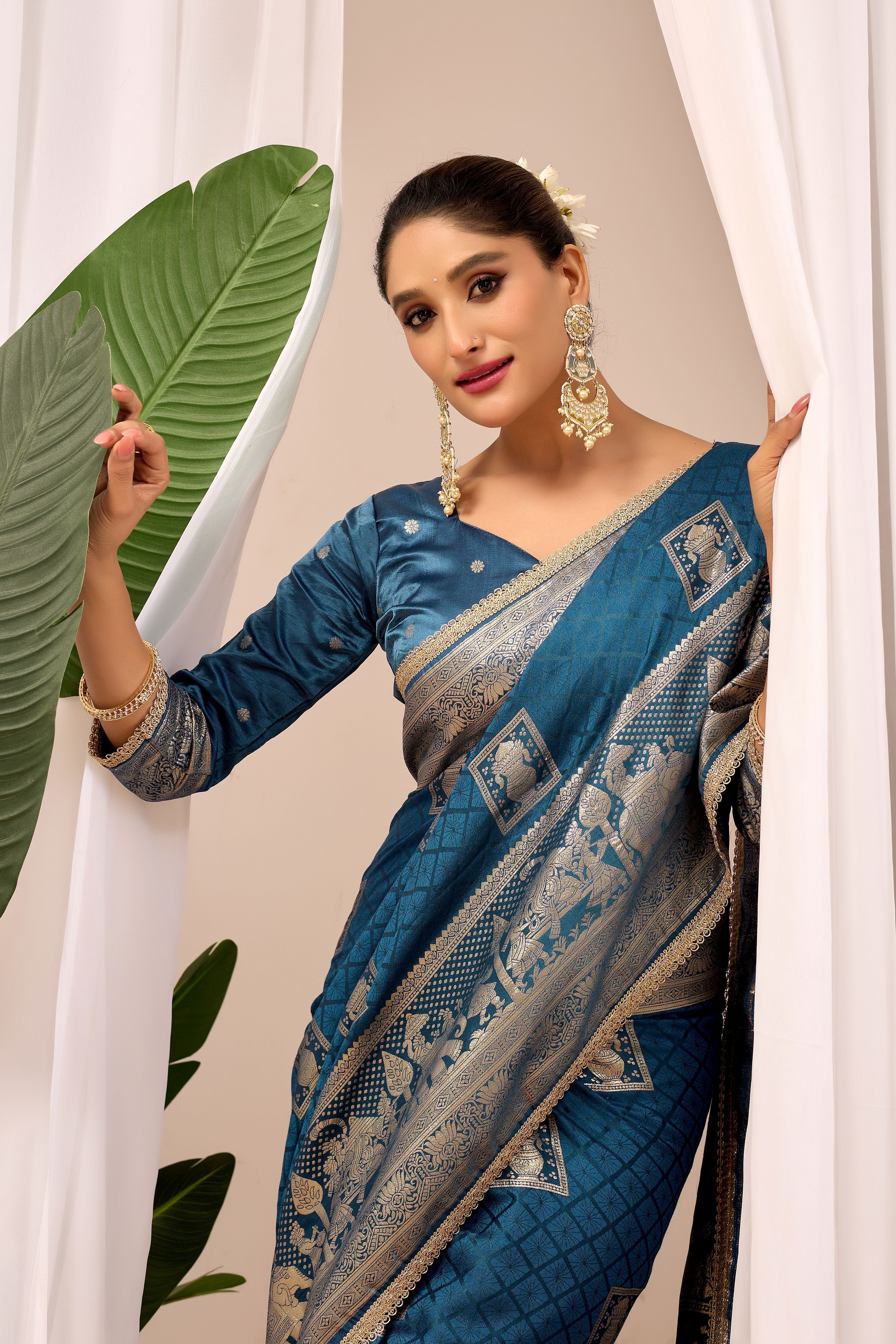 Teal Blue Soft Silk by Icultuer with Intricate Woven Motifs, Rich Zari Border and Designer Traditional Pallu