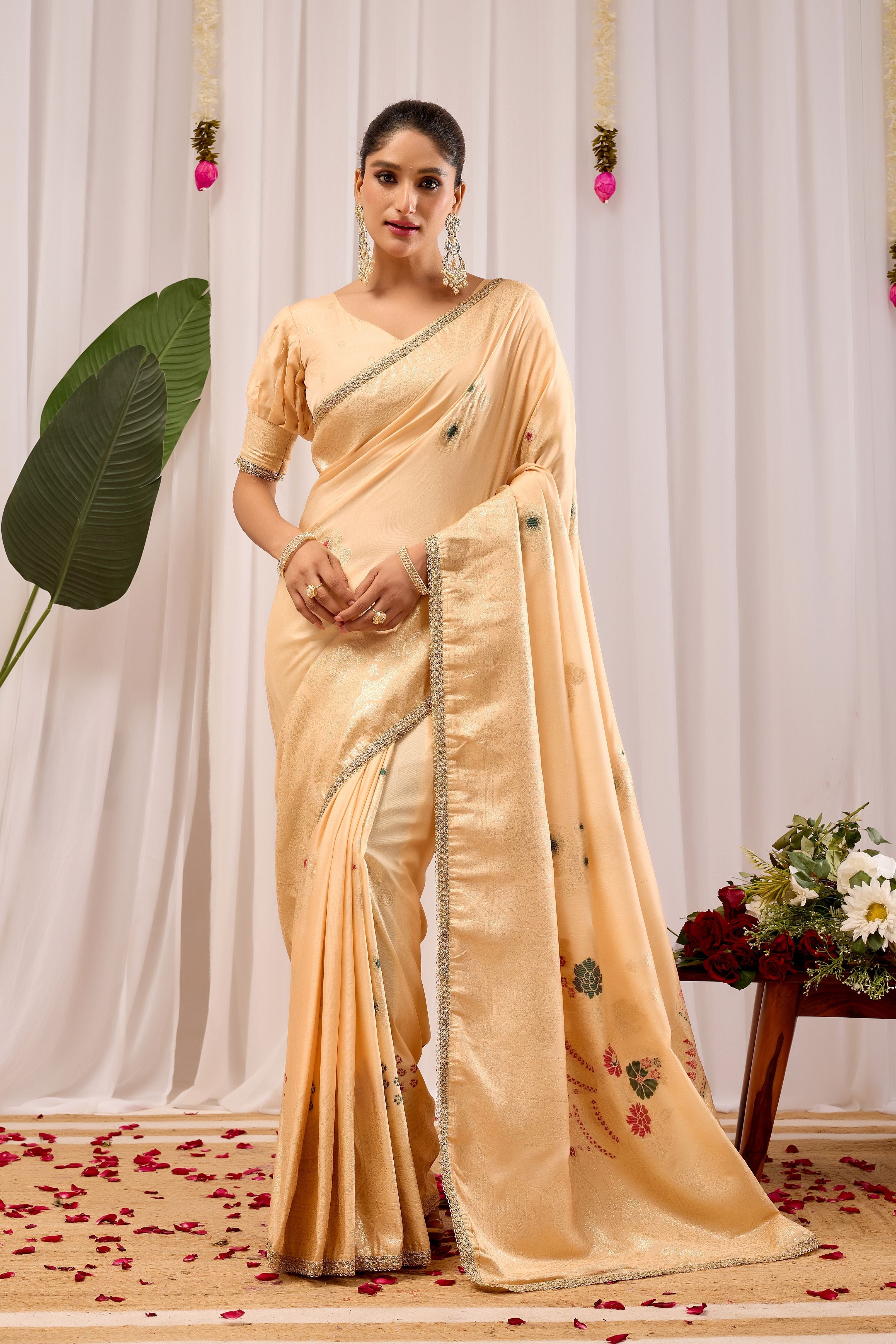 Beige Soft Silk by Icultuer with Minimal Floral Motifs, Elegant Subtle Border, Classic Pallu and Matching Blouse Piece