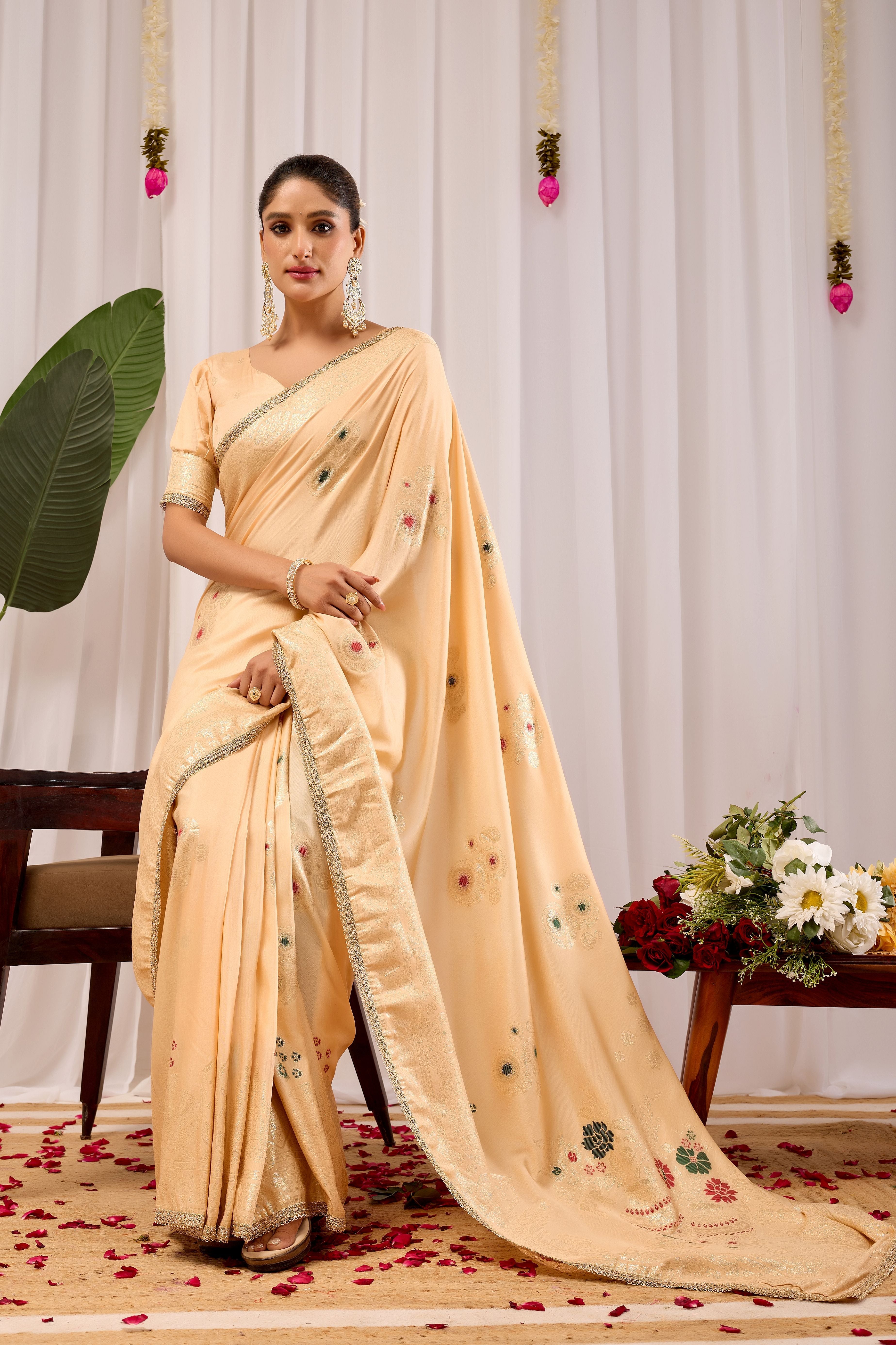 Beige Soft Silk by Icultuer with Minimal Floral Motifs, Elegant Subtle Border, Classic Pallu and Matching Blouse Piece