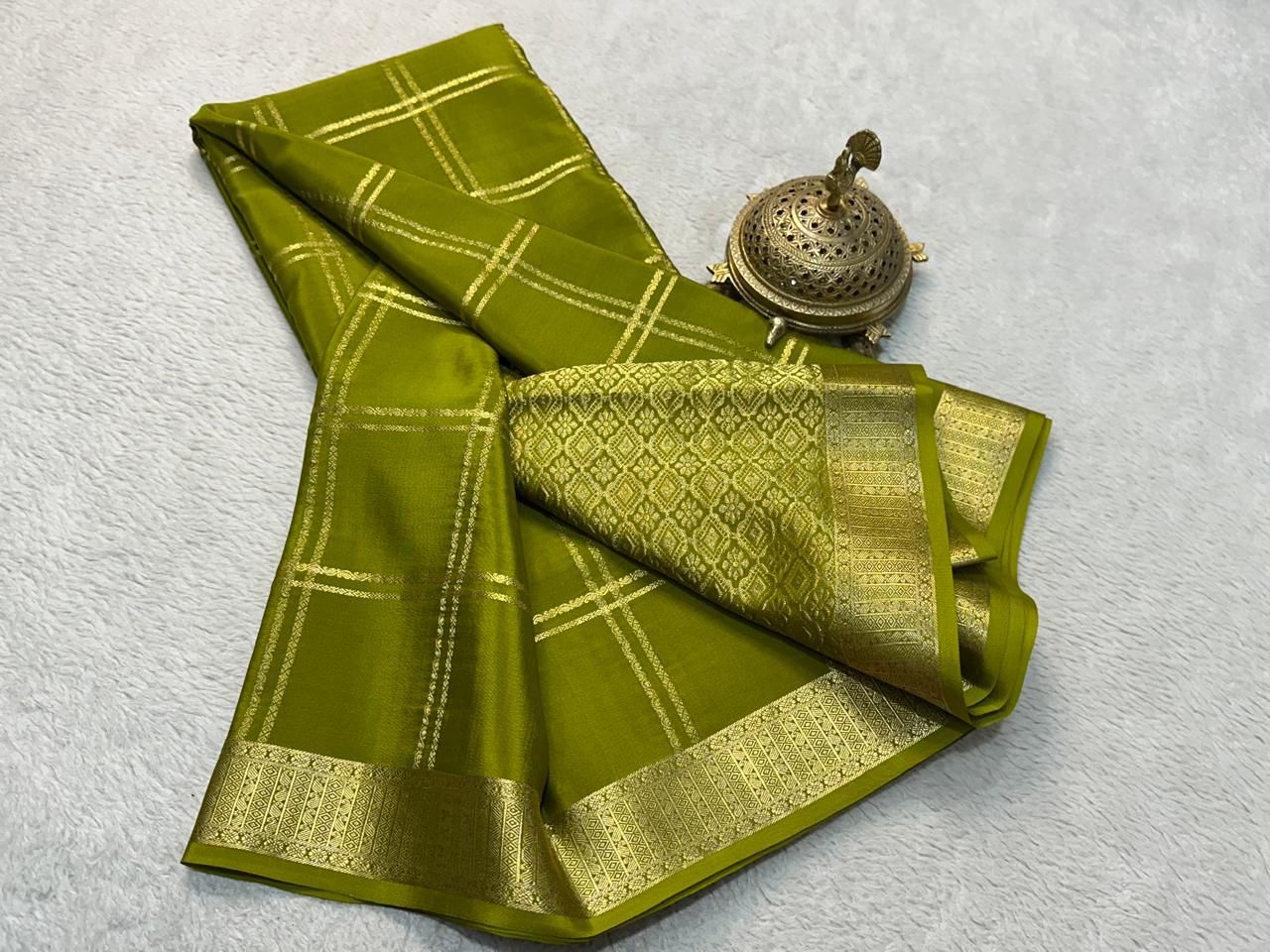 Classic Traditional by Icultuers: Exquisite Solid Hues with Grand Checks, Borders, and Pallus