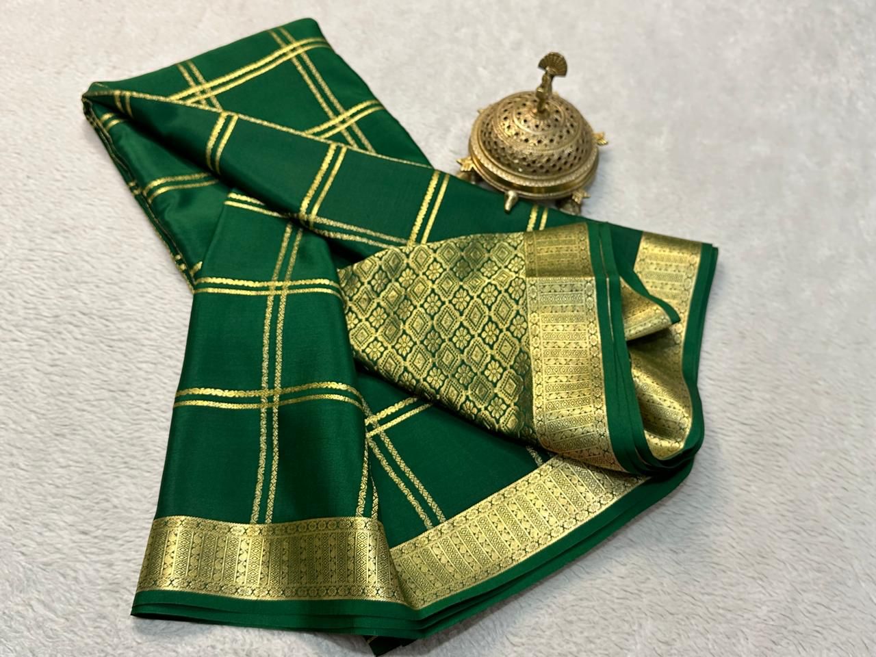 Classic Traditional by Icultuers: Exquisite Solid Hues with Grand Checks, Borders, and Pallus