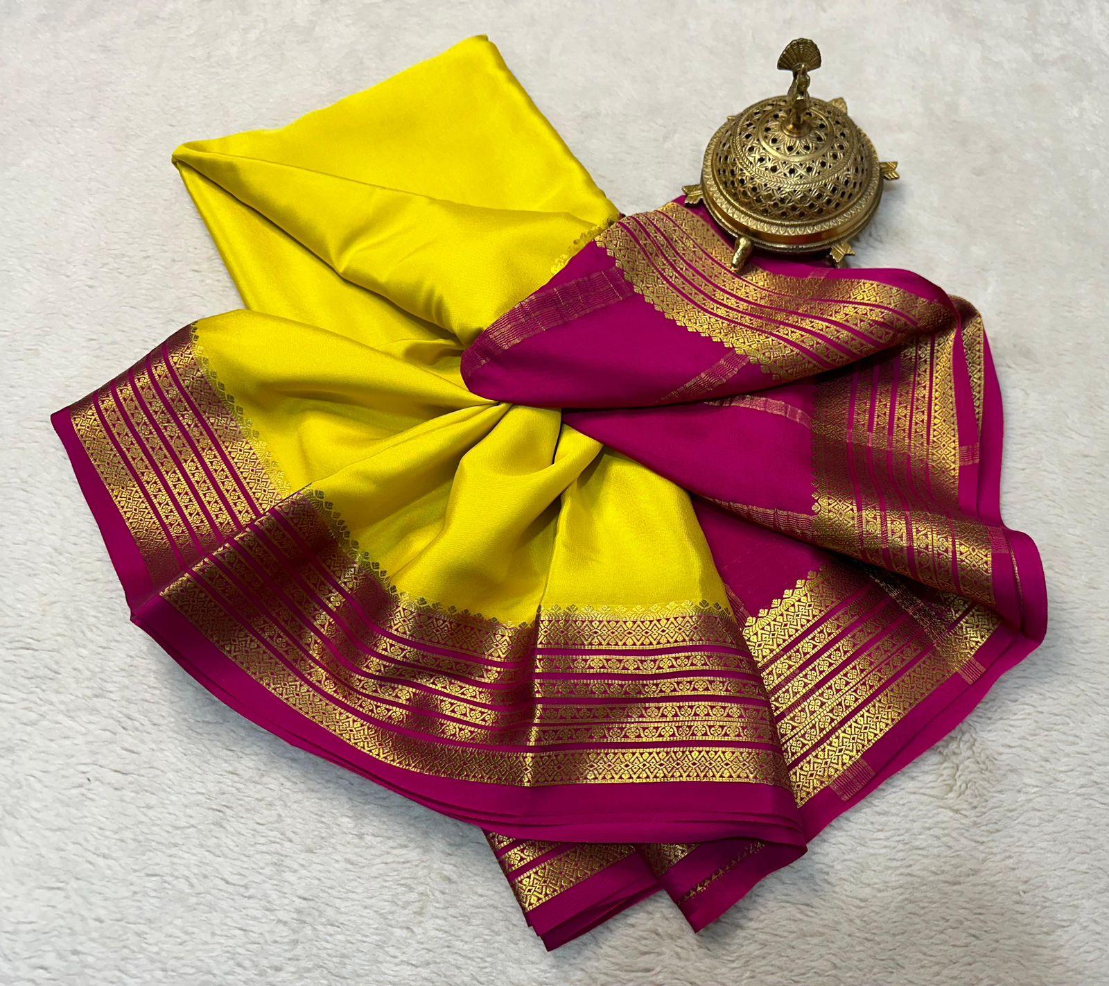 Sophisticated Heritage: Mysore Silk by Icultuer in Bold Contrast Borders