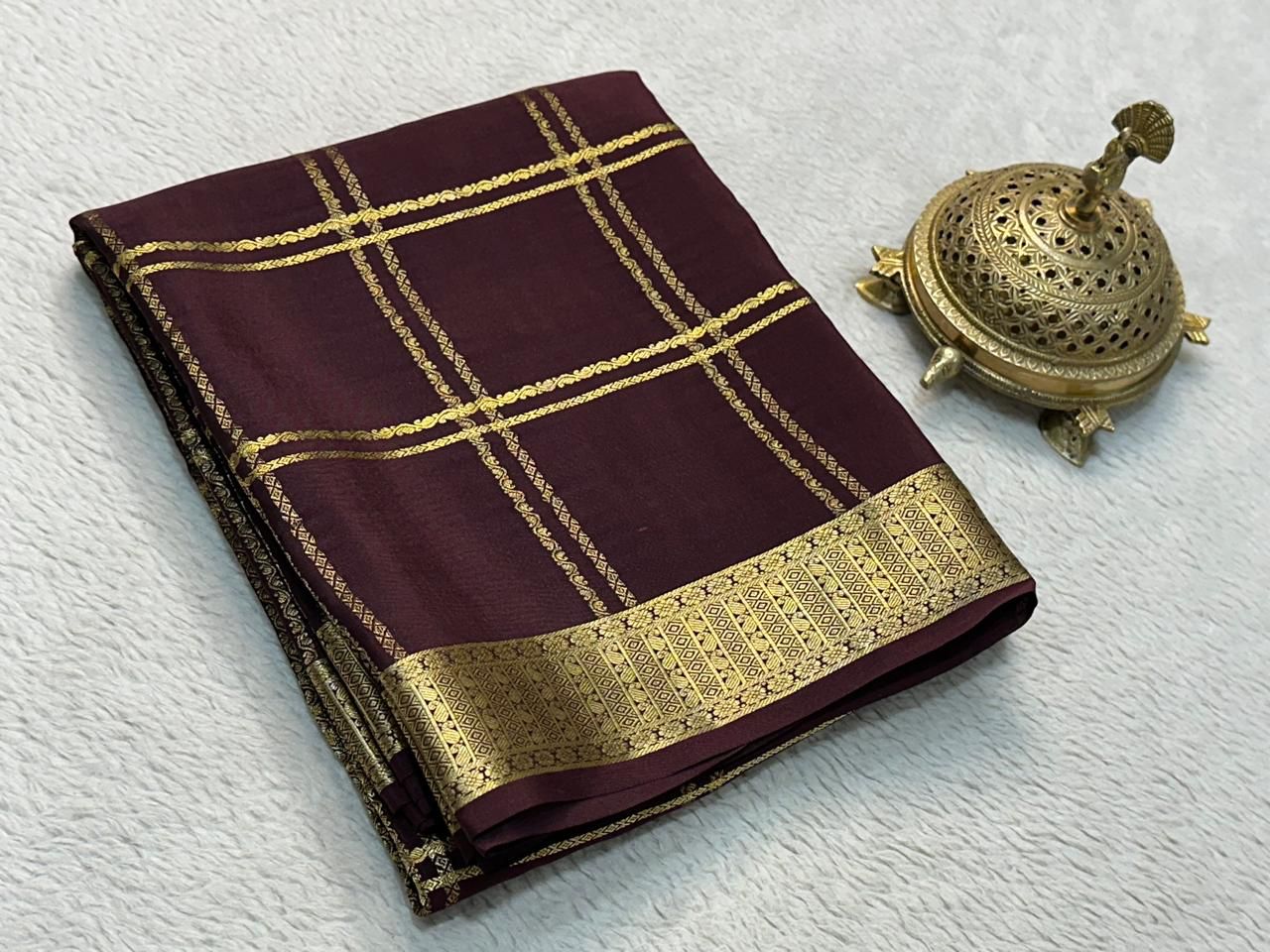 Classic Traditional by Icultuers: Exquisite Solid Hues with Grand Checks, Borders, and Pallus