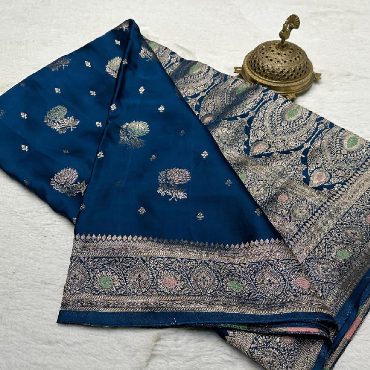 Royal Navy Blue Kanchipuram Soft Silk by Icultuer with Heavy Zari Border