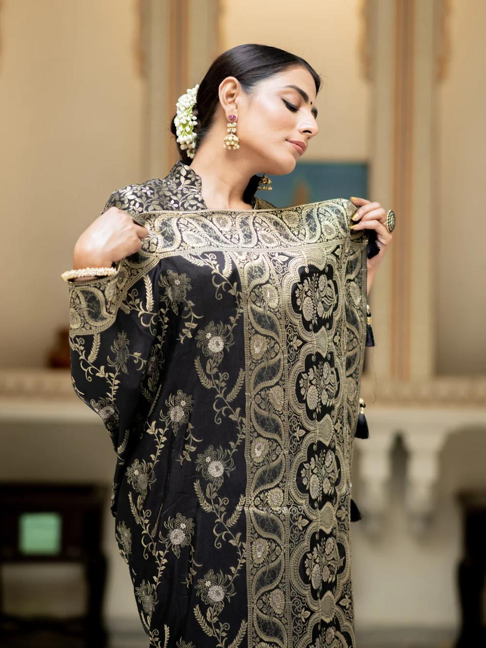 icultural Black Banarasi Silk Saree WIth Fabulouse Blouse Piece