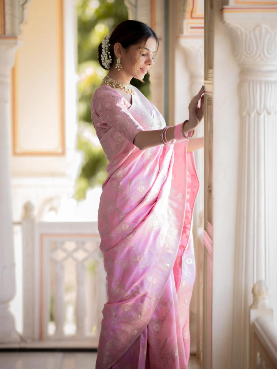 icultural Onion Pink Banarasi Silk Saree WIth Fabulouse Blouse Piece