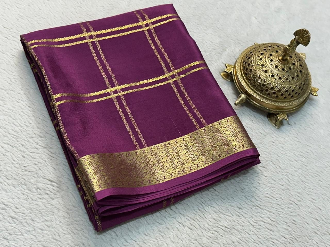 Classic Traditional by Icultuers: Exquisite Solid Hues with Grand Checks, Borders, and Pallus