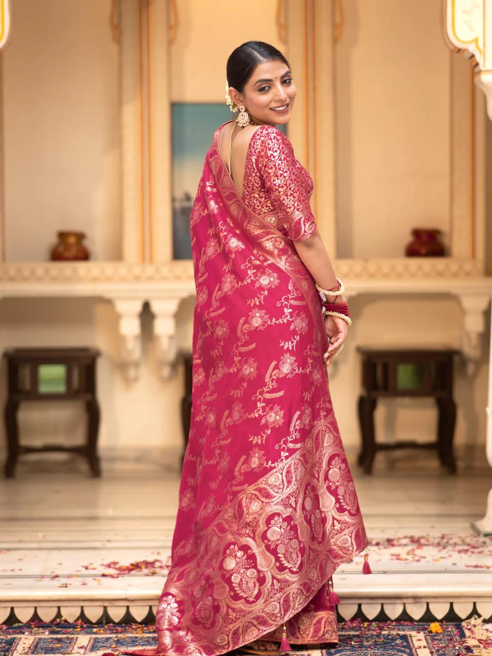 icultural RubyPink Banarasi Silk Saree WIth Fabulouse Blouse Piece