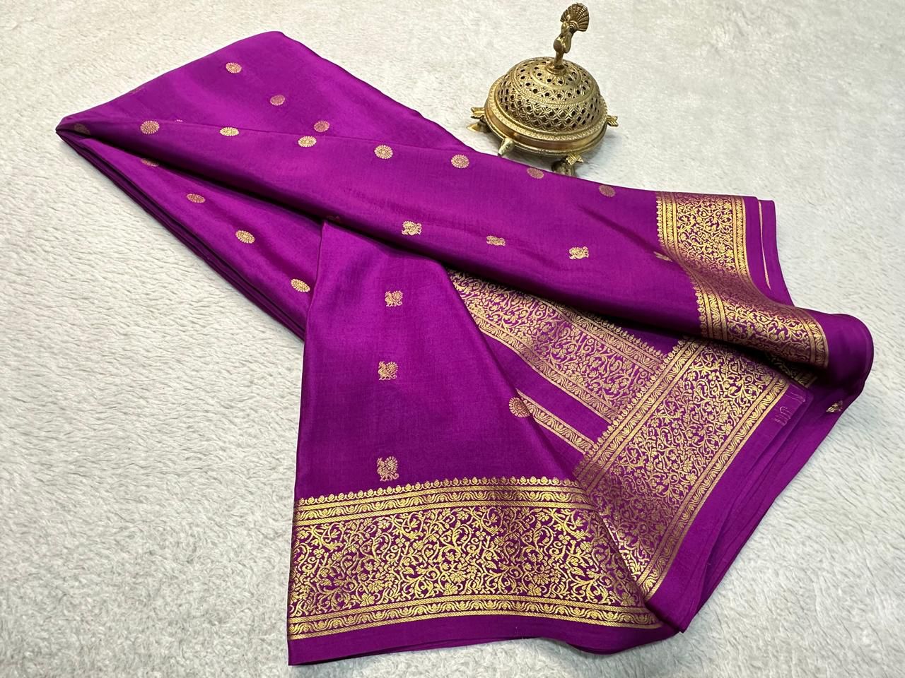 Statement Bridal Brocade Silk by Icultuer – Vibrant Patterns, Magnificent Pallu