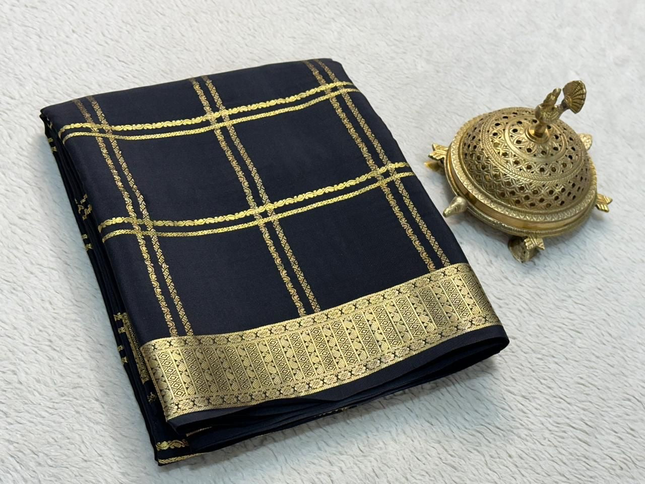 Classic Traditional by Icultuers: Exquisite Solid Hues with Grand Checks, Borders, and Pallus