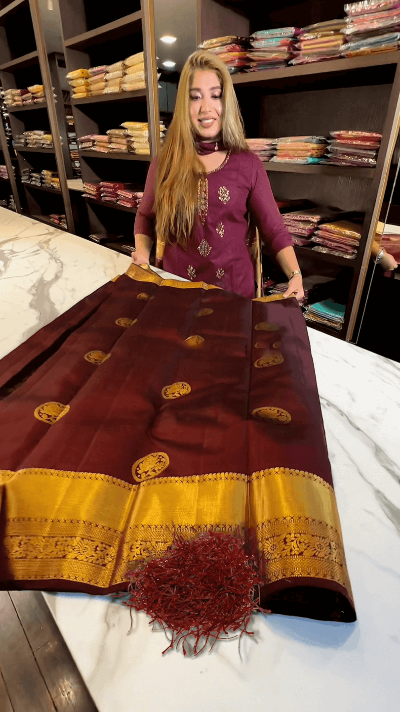 icultural icultural Soft Banarasi Silk Saree With Tremendous Blouse Piece