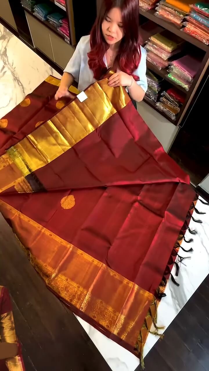 Moiety icultural Soft Banarasi Silk Saree With Traditional Blouse Piece