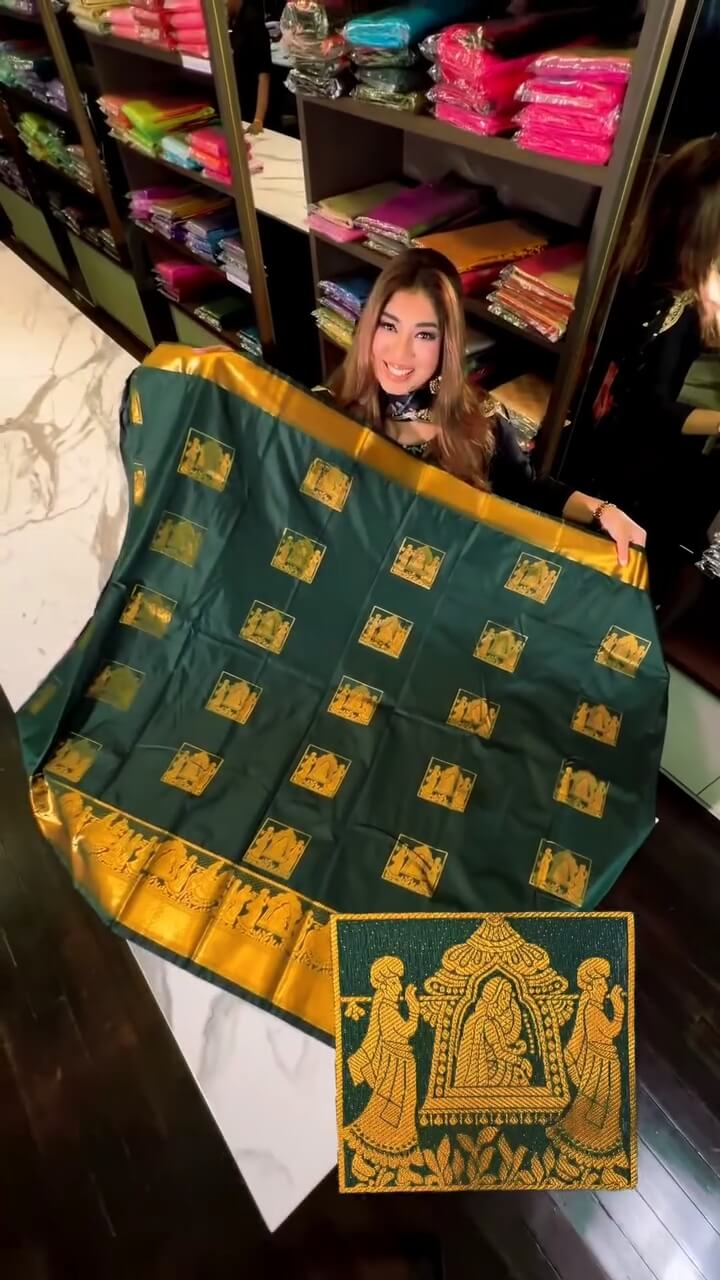 icultural Dark Green Soft Banarasi Silk Saree With Deserving Blouse Piece