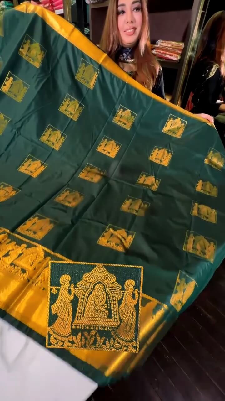 icultural Dark Green Soft Banarasi Silk Saree With Deserving Blouse Piece