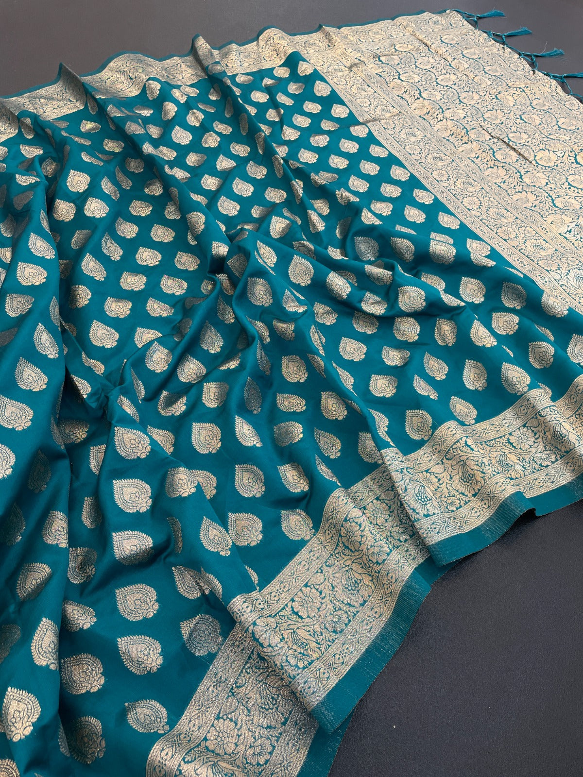 Pure Banarasi Soft Silk by Icultuer with Zari Weaving & Blouse Piece