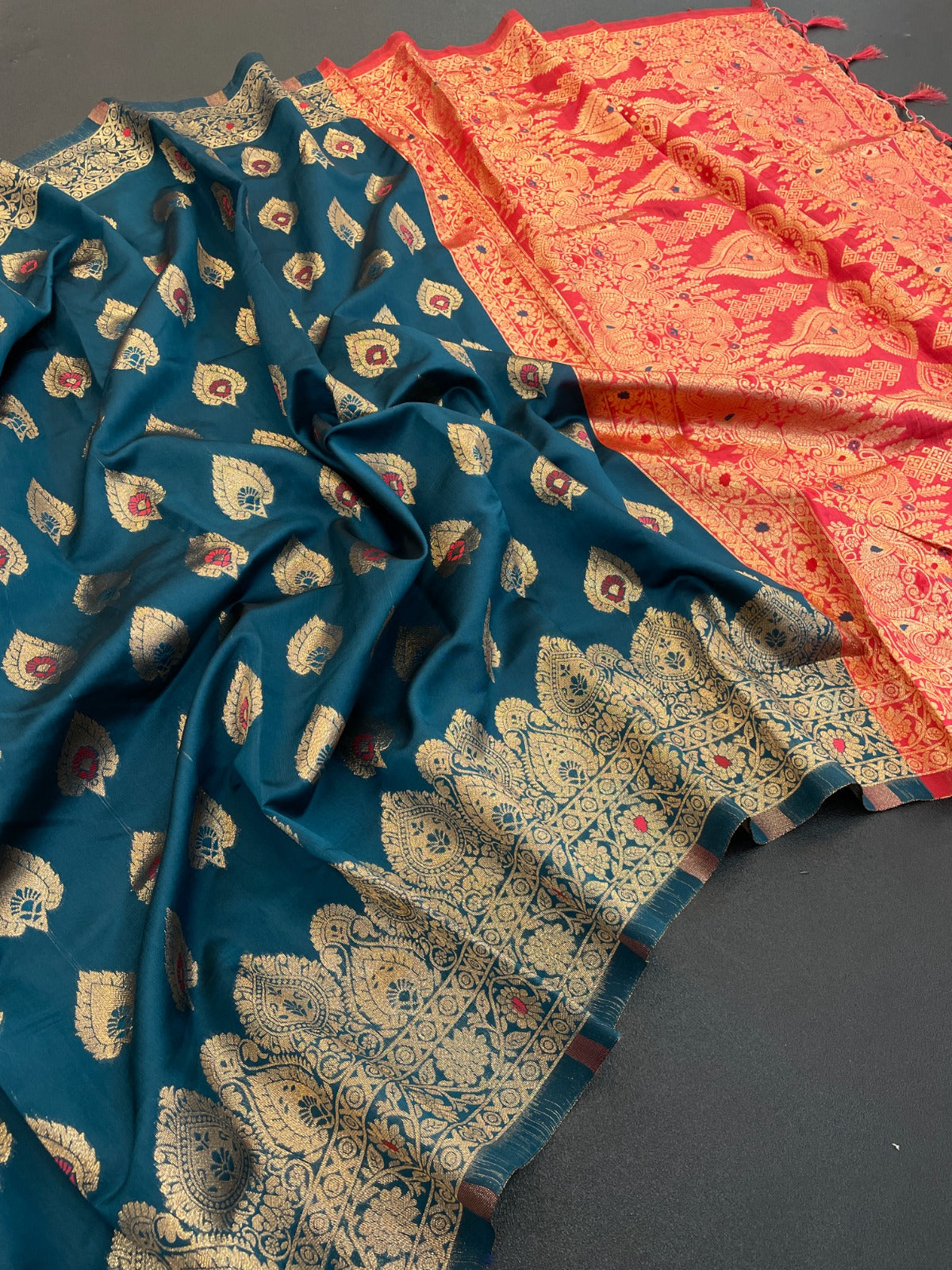 Handcrafted Banarasi Soft Silk by Icultuer for Elegant Look