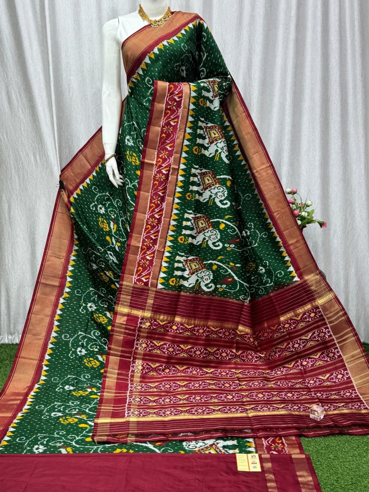 Green Pochampally Ikat Pure Silk by Icultuer with Maroon Border and Elephant Motifs