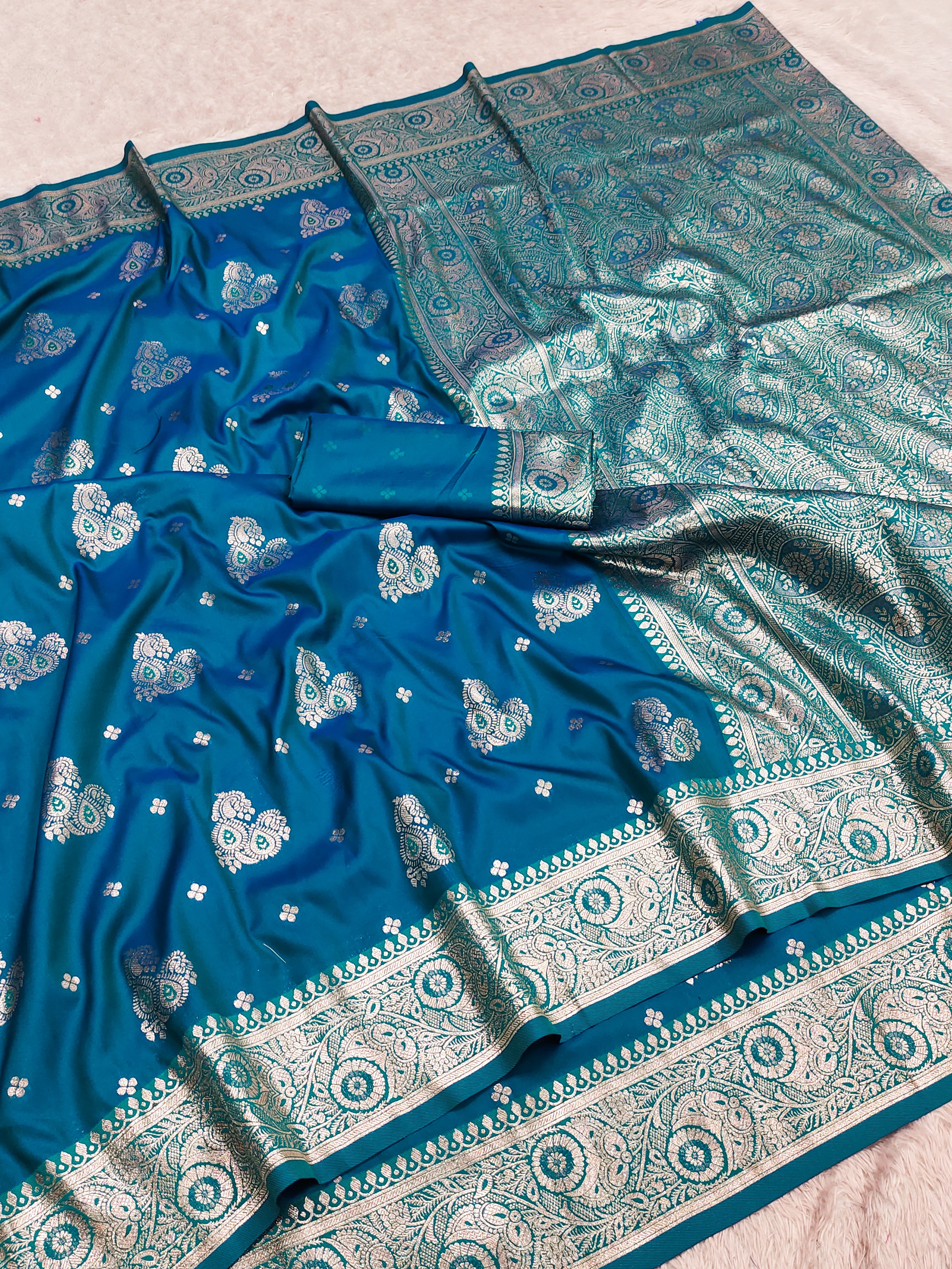 icultural Blue Silk Saree with Silver Zari Butta & Heavy icultural Zari Pallu