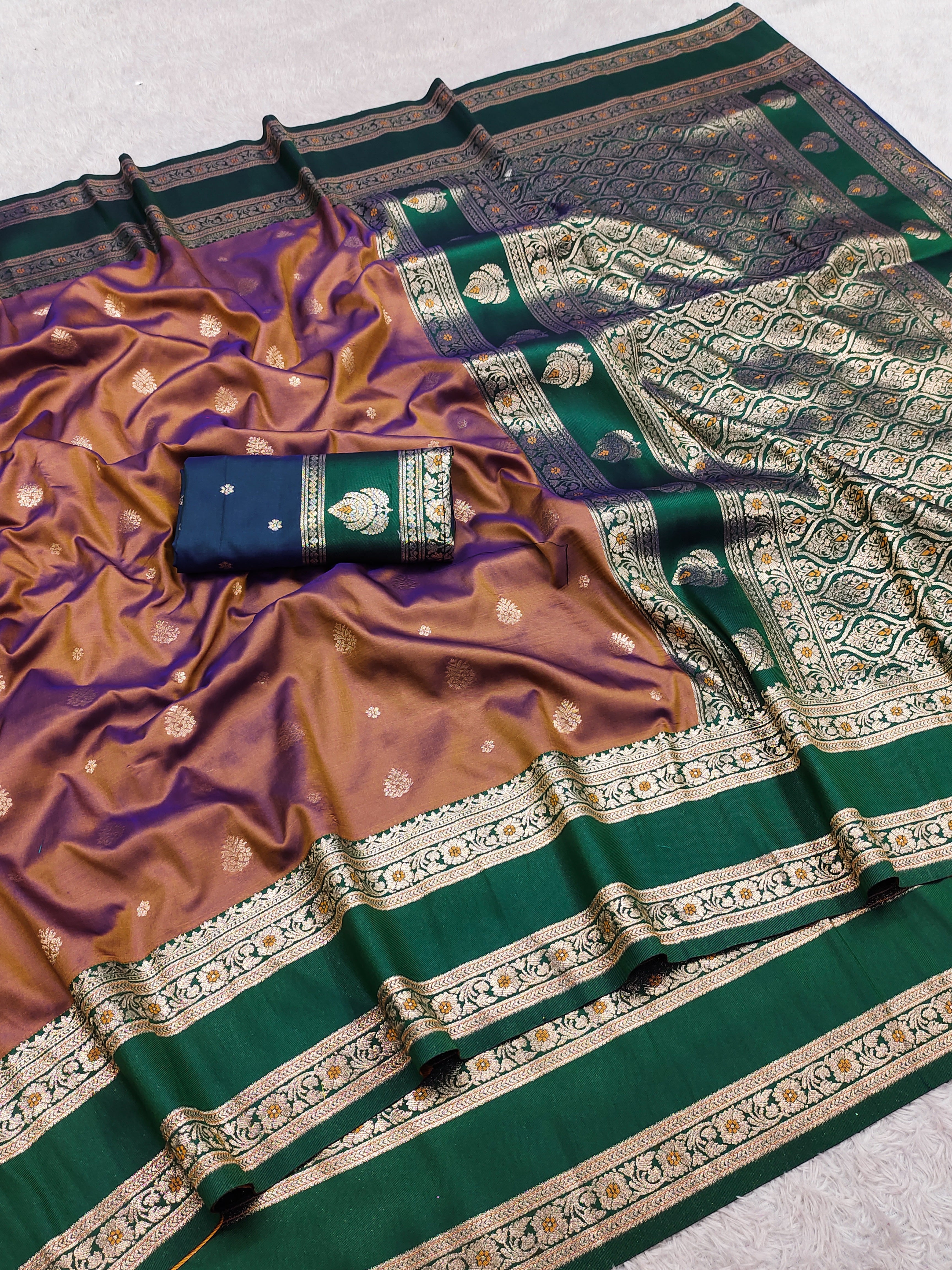 Dual Tone Purple Silk Saree with Bottle Green icultural Zari Border & Heavy Woven Pallu