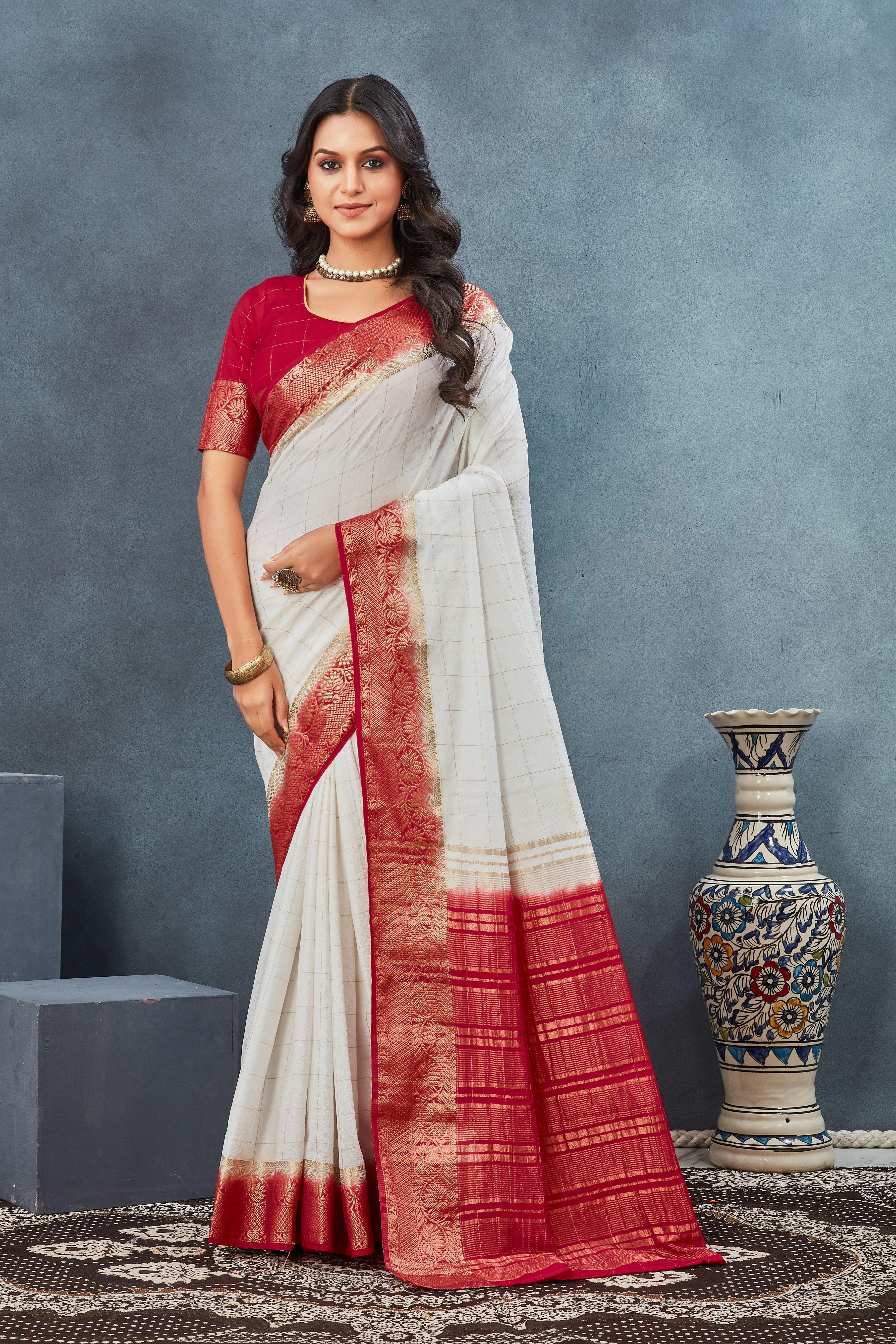 EXCLUSIVE  WHITE AND RED BORDER SOFT SILK by IcultuerS