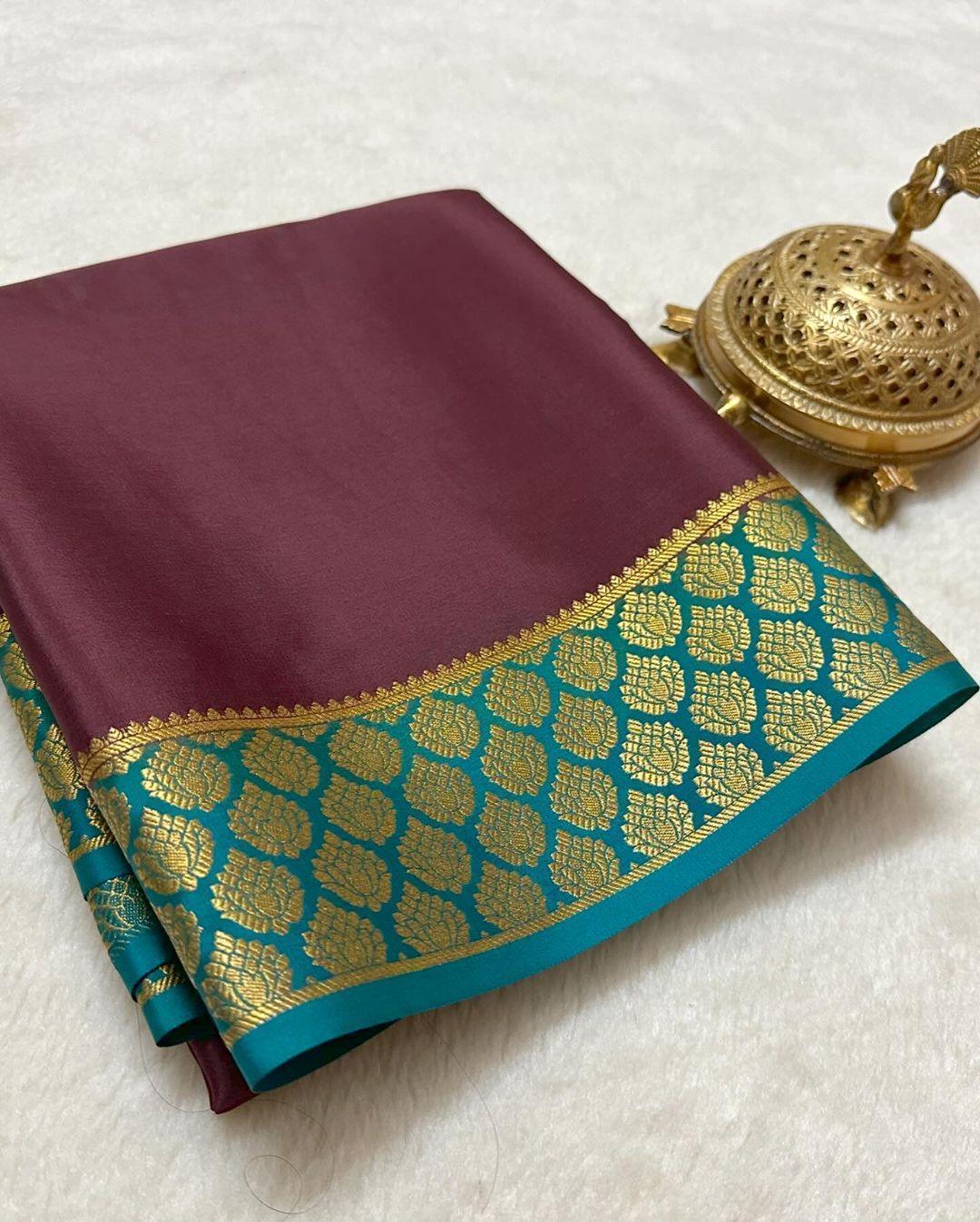 Minimal Glam Pure Silk Saree with Sophisticated Edges – Elegant Look