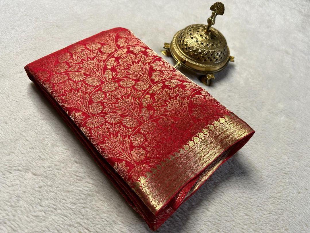 Your Perfect Drape: Explore Our Mysore Silk Sarees