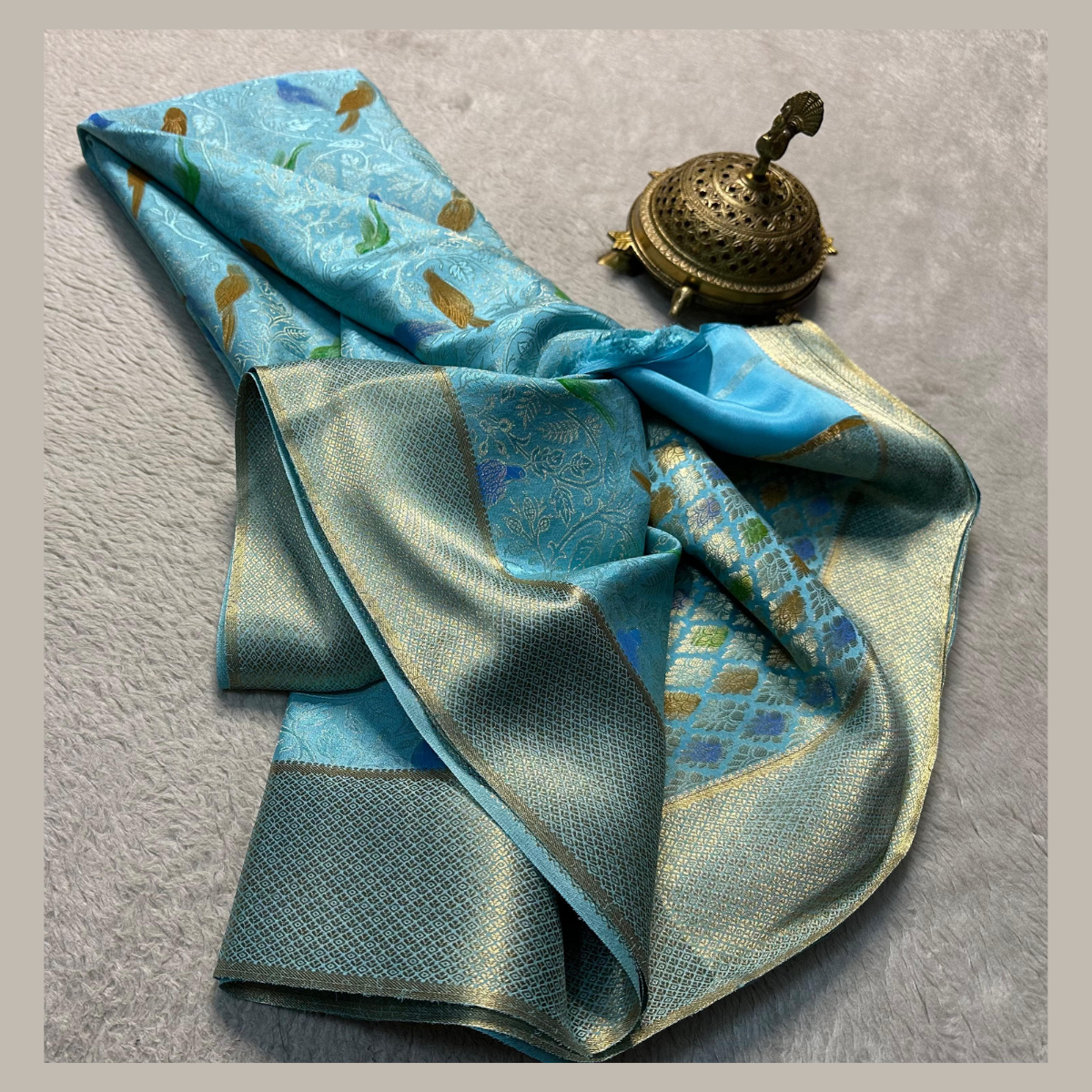 Pure Brocade Mysore Silk by Icultuers With Blouse .