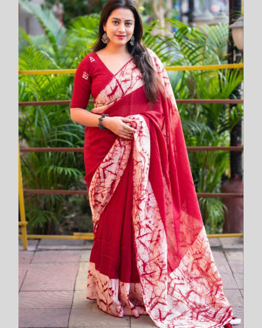 Red colour Pure Magic Cotton Batik Linen by Icultuer.