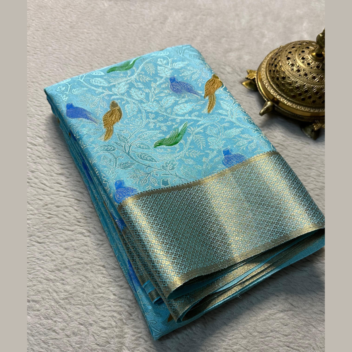 Pure Brocade Mysore Silk by Icultuers With Blouse .
