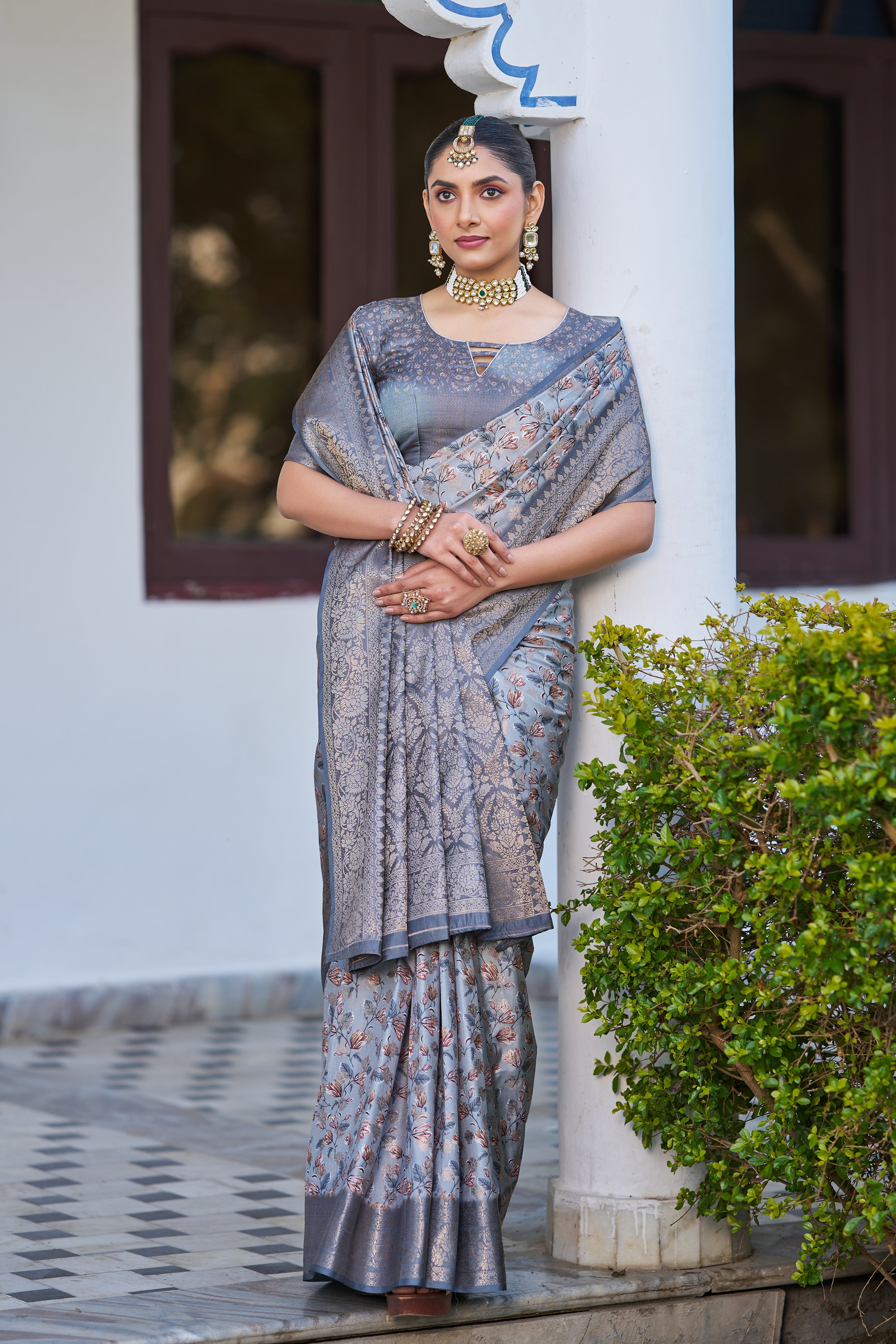 Chic Digital Geometry on Smooth Crepe Silk
