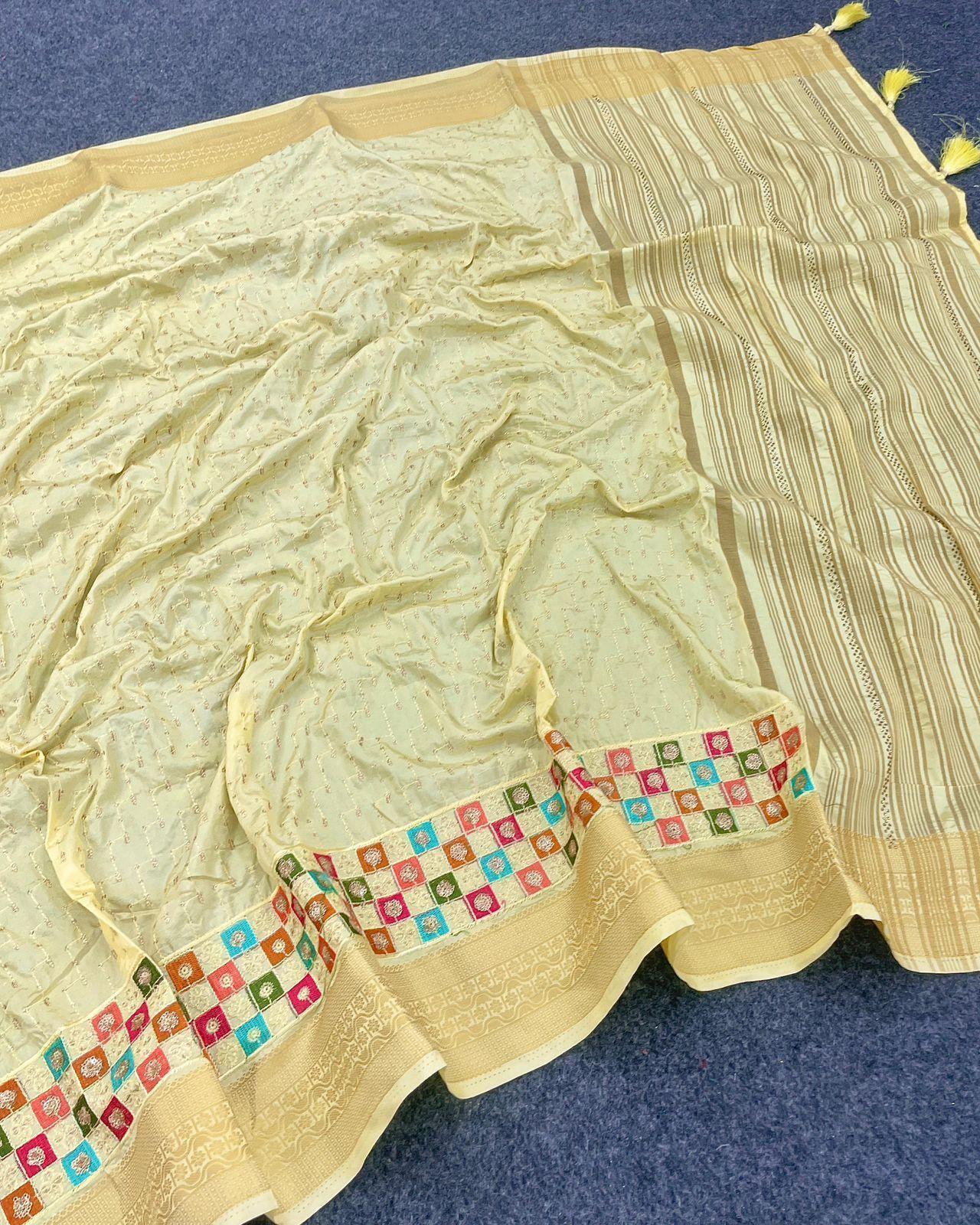 Exclusive Embroidered Designer Silk Saree – Blouse With Fine Detailing