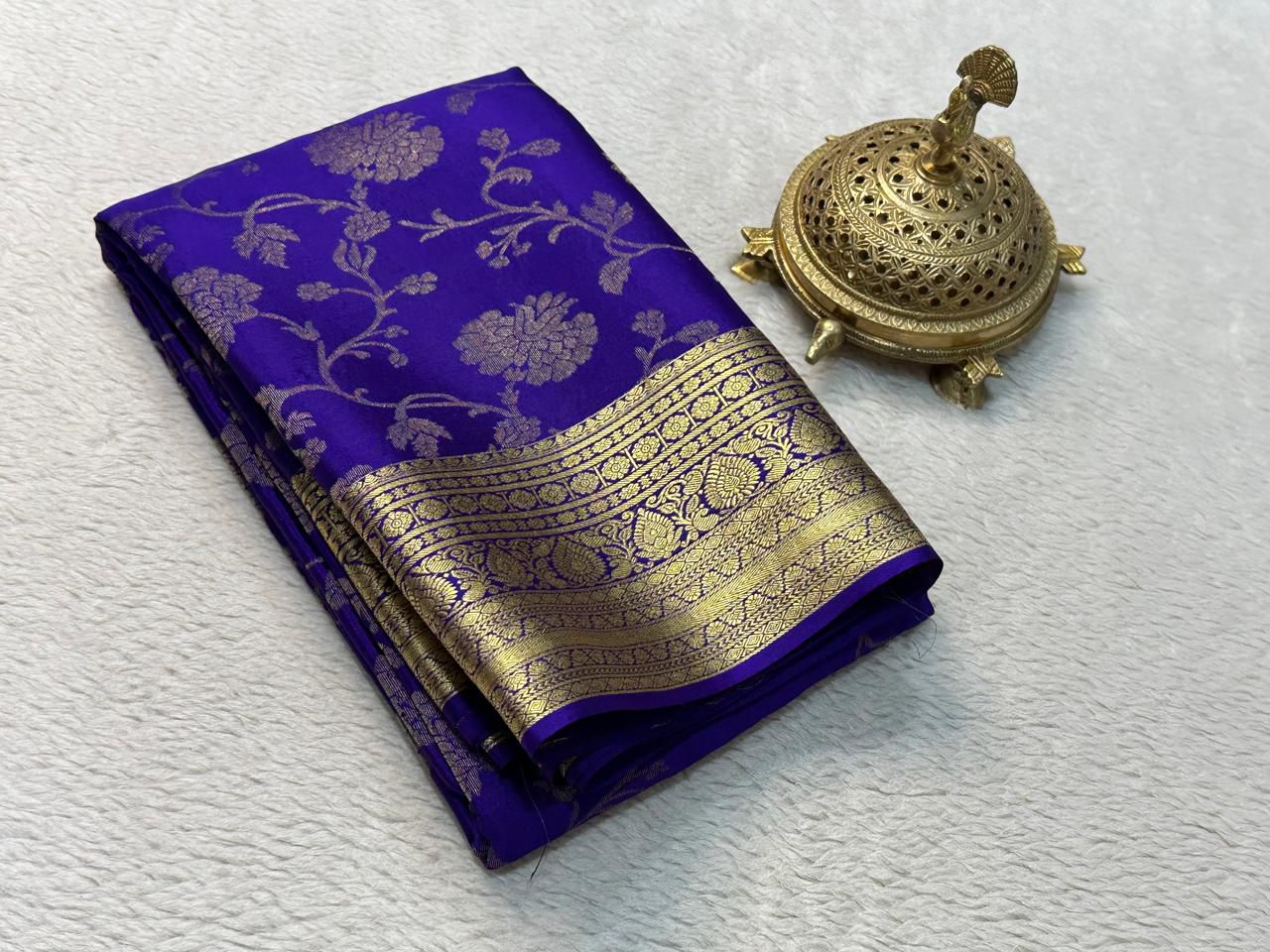 Elegance Redefined: Silk Brocade by Icultuer with Exquisite Gold & Silver Zari Weaving