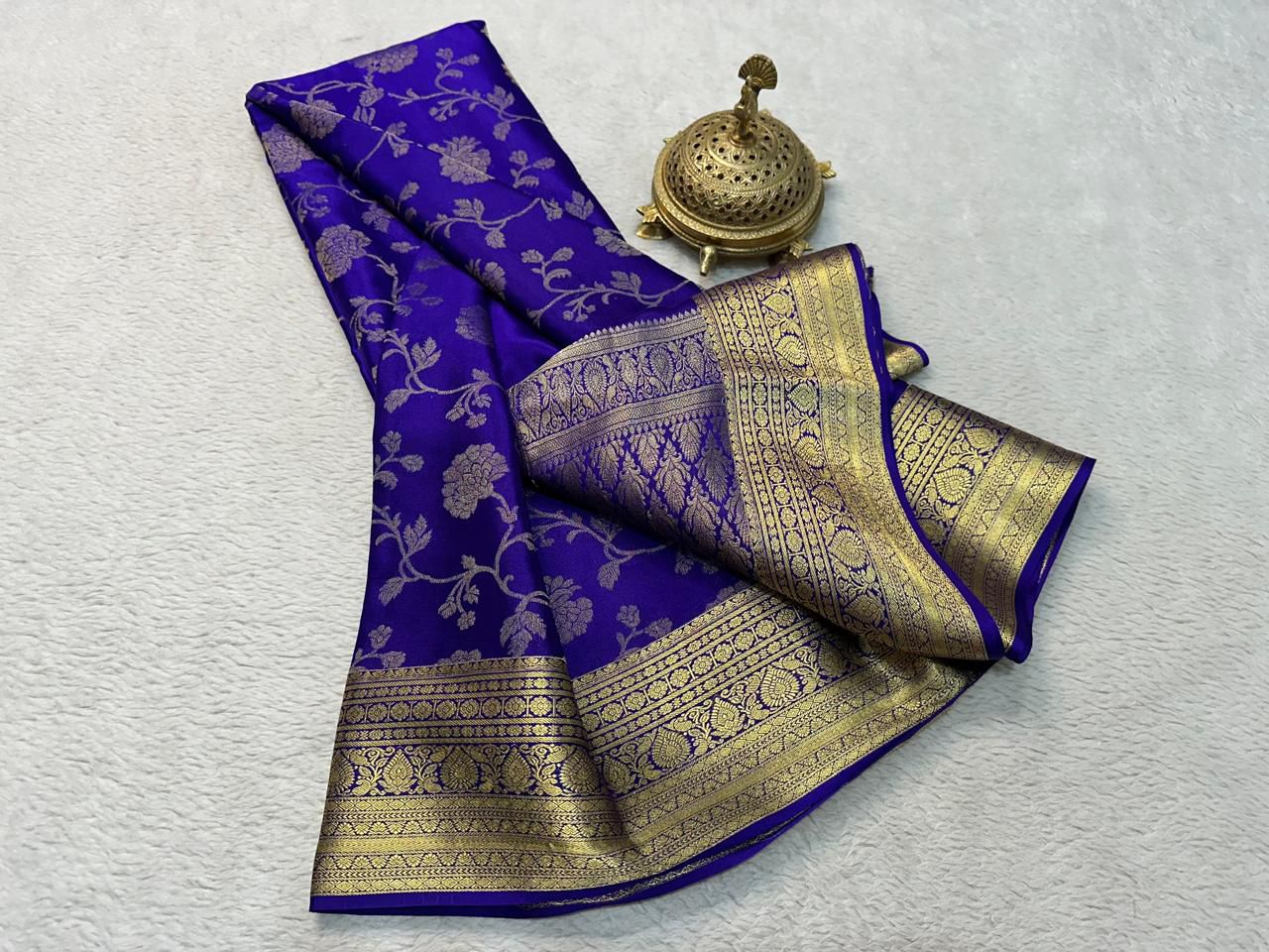 Elegance Redefined: Silk Brocade by Icultuer with Exquisite Gold & Silver Zari Weaving