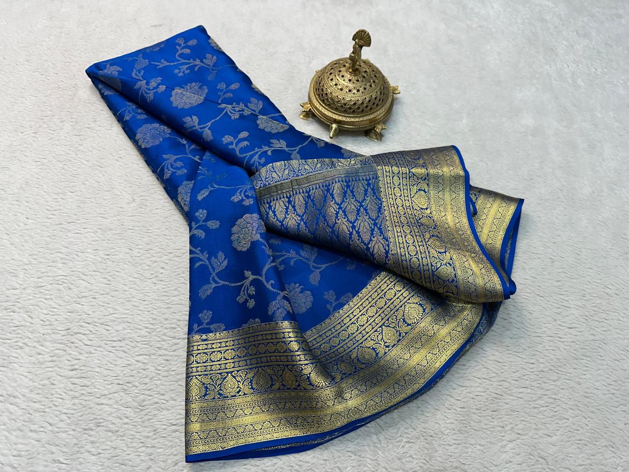 Elegance Redefined: Silk Brocade by Icultuer with Exquisite Gold & Silver Zari Weaving