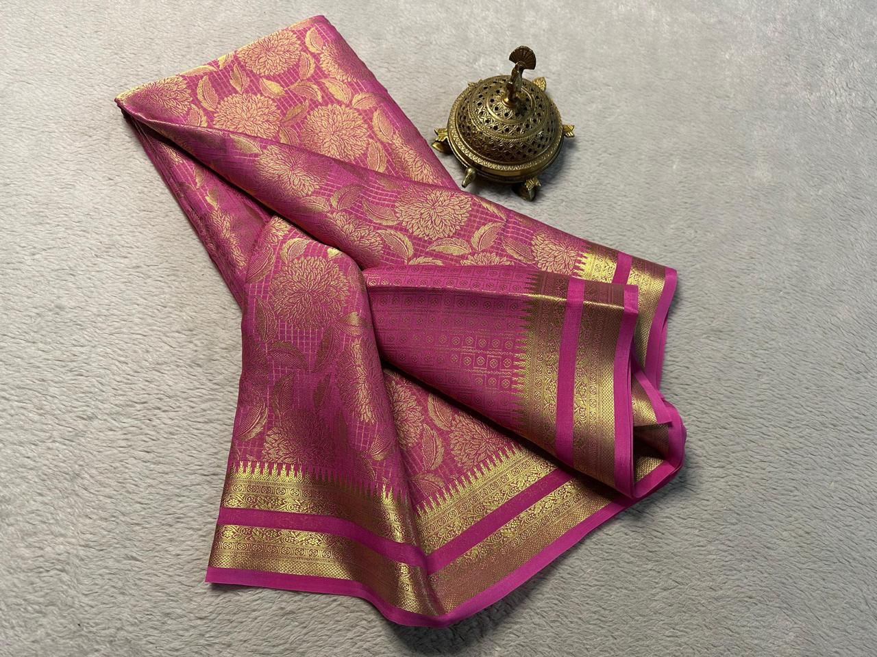 Luxurious Bridal Silk Brocade by Icultuer: Gold & Silver Zari with Rich Floral Checks and Opulent Pallu