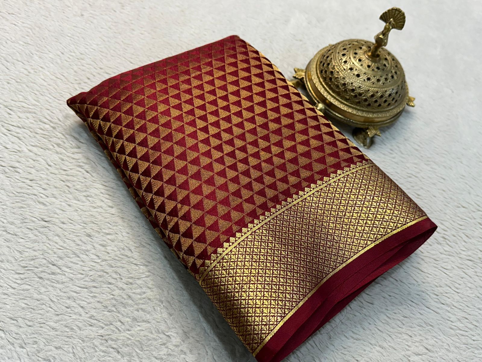 Exquisite Silk Brocade by Icultuer: Gold & Silver Zari Weaving with Diamond Box Design and Rich Pallu