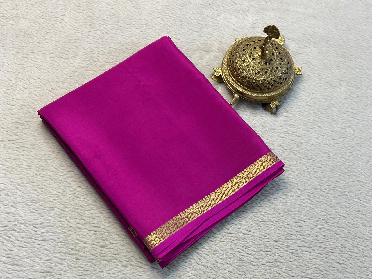 Unveil Grace: Small Border by Icultuers with Intricate Line Pallu in Bold Solid Shades