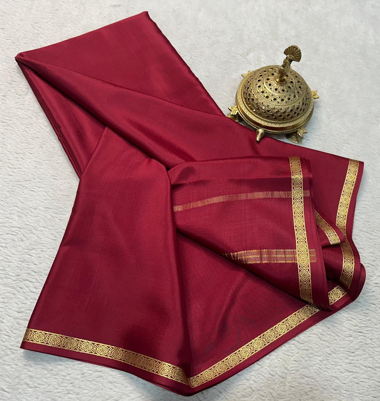 Sartorial Sophistication: Line Pallu Sarees with Petite Borders in Vibrant Solids