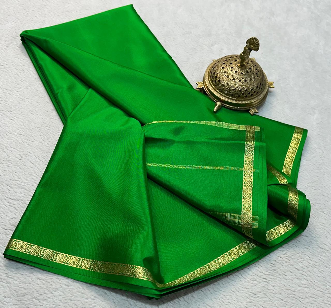 Sartorial Sophistication: Line Pallu by Icultuers with Petite Borders in Vibrant Solids