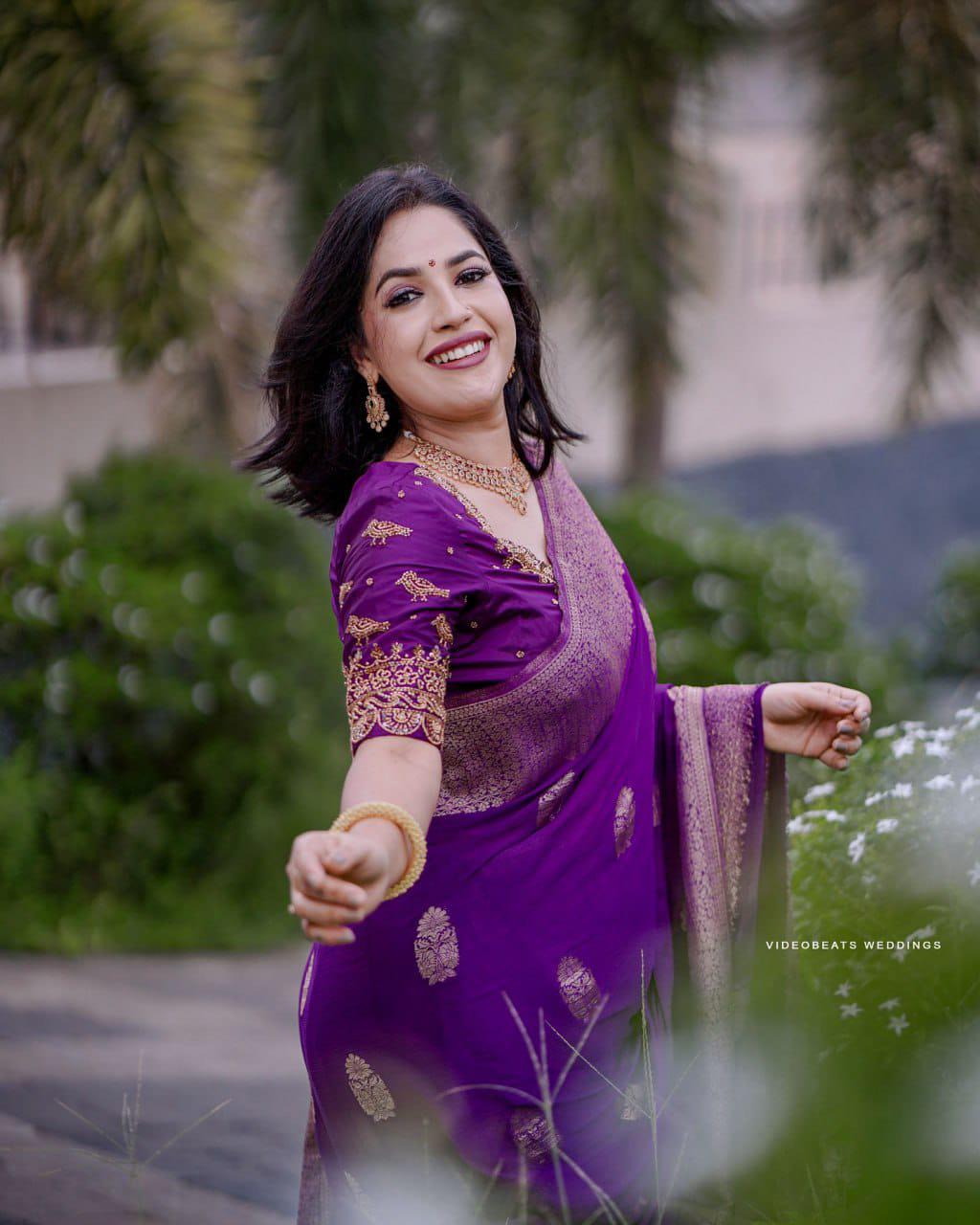 Purple Kanjivaram Silk Saree with Gold Zari Buttas