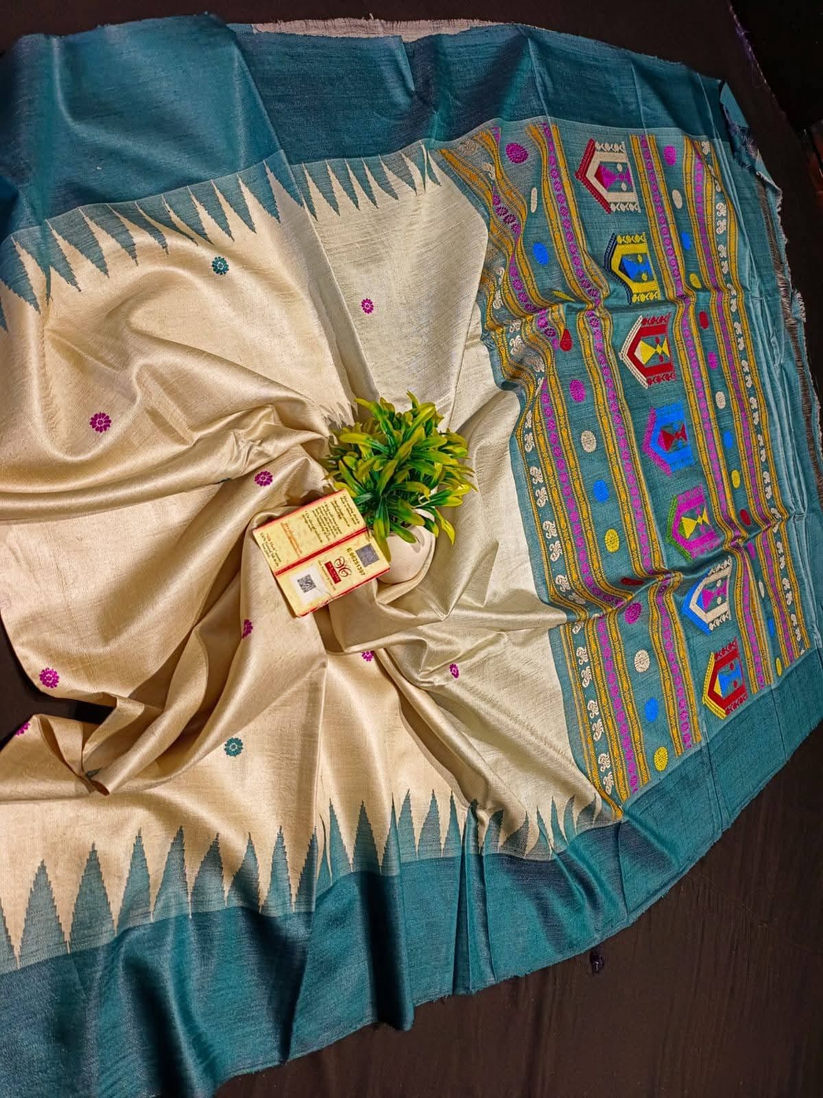 Handloom Pure Tussar Silk by Icultuer with Dolabedi Pallu
