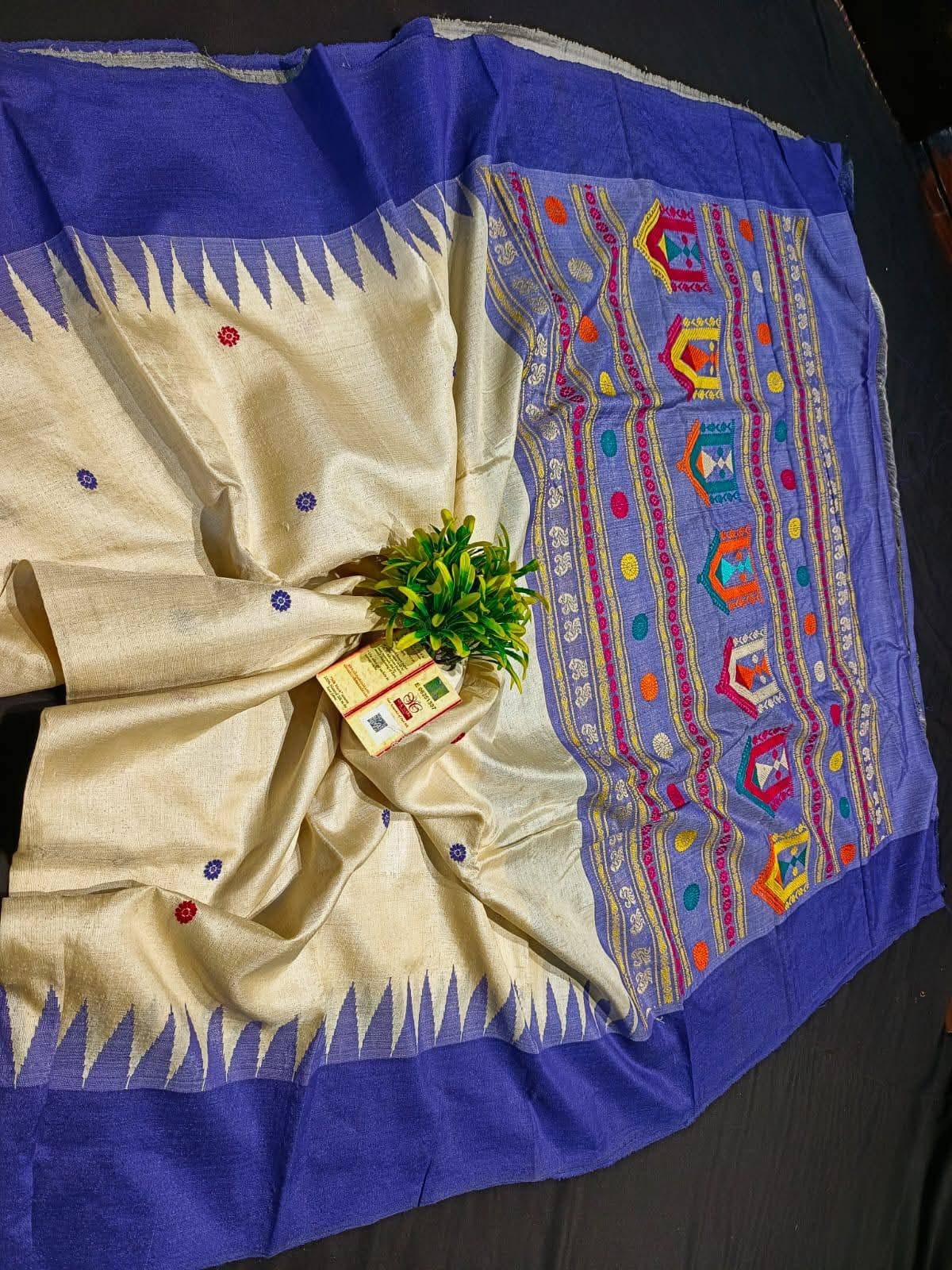 Pure Tussar Silk Dolabedi Pallu Authentic Handloom by Icultuer