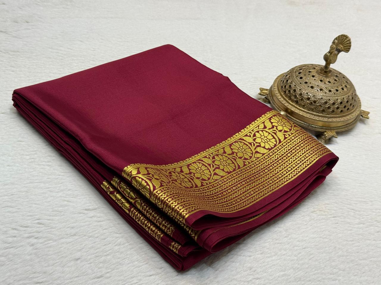 Elegant Mysore Silk Saree with Floral-Lines Border & Rich Pallu in Solid Colours