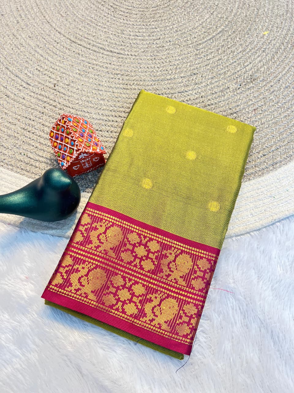 Pallavi Kanchipuram Soft Silk by Icultuer with Rich Contrast Pallu & Blouse