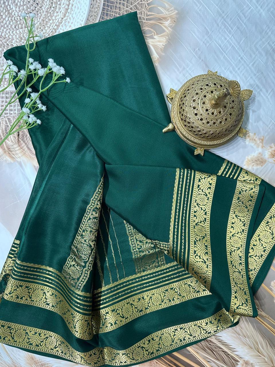 Rich Floral Bentex border with Rich pallu in beautiful solid colours