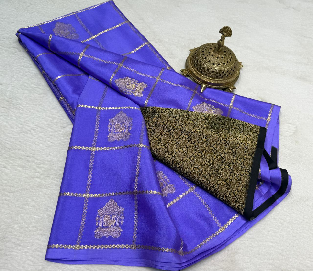 Semi Crepe Silk Saree – Borderless Checks with Chariot & Peacock Motifs | Rich Contrast Pallu