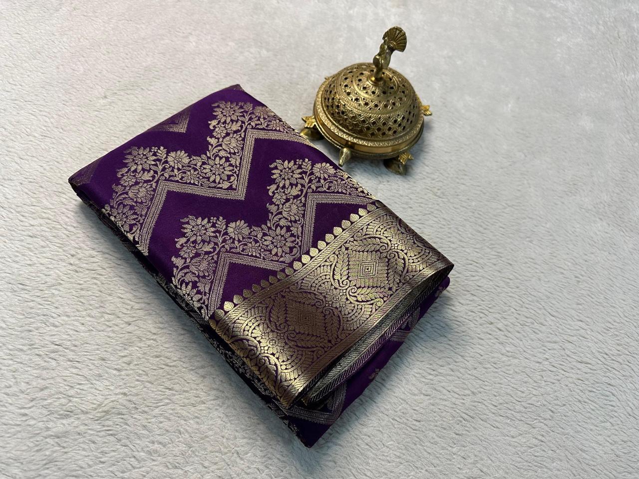 The Royal Brocade Silk by Icultuer Elegance