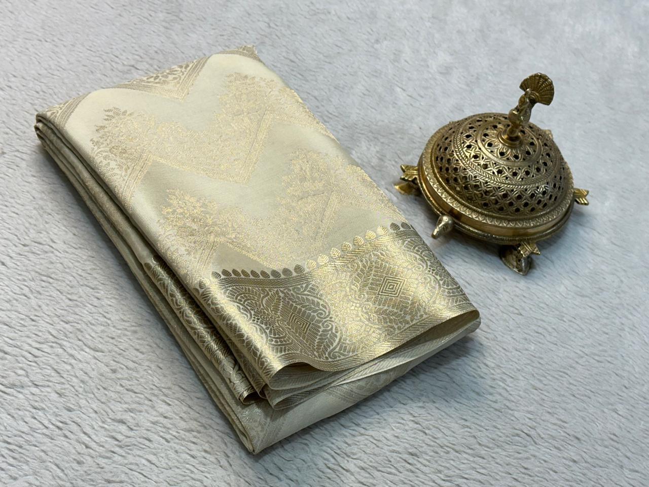 The Royal Brocade Silk by Icultuer Elegance