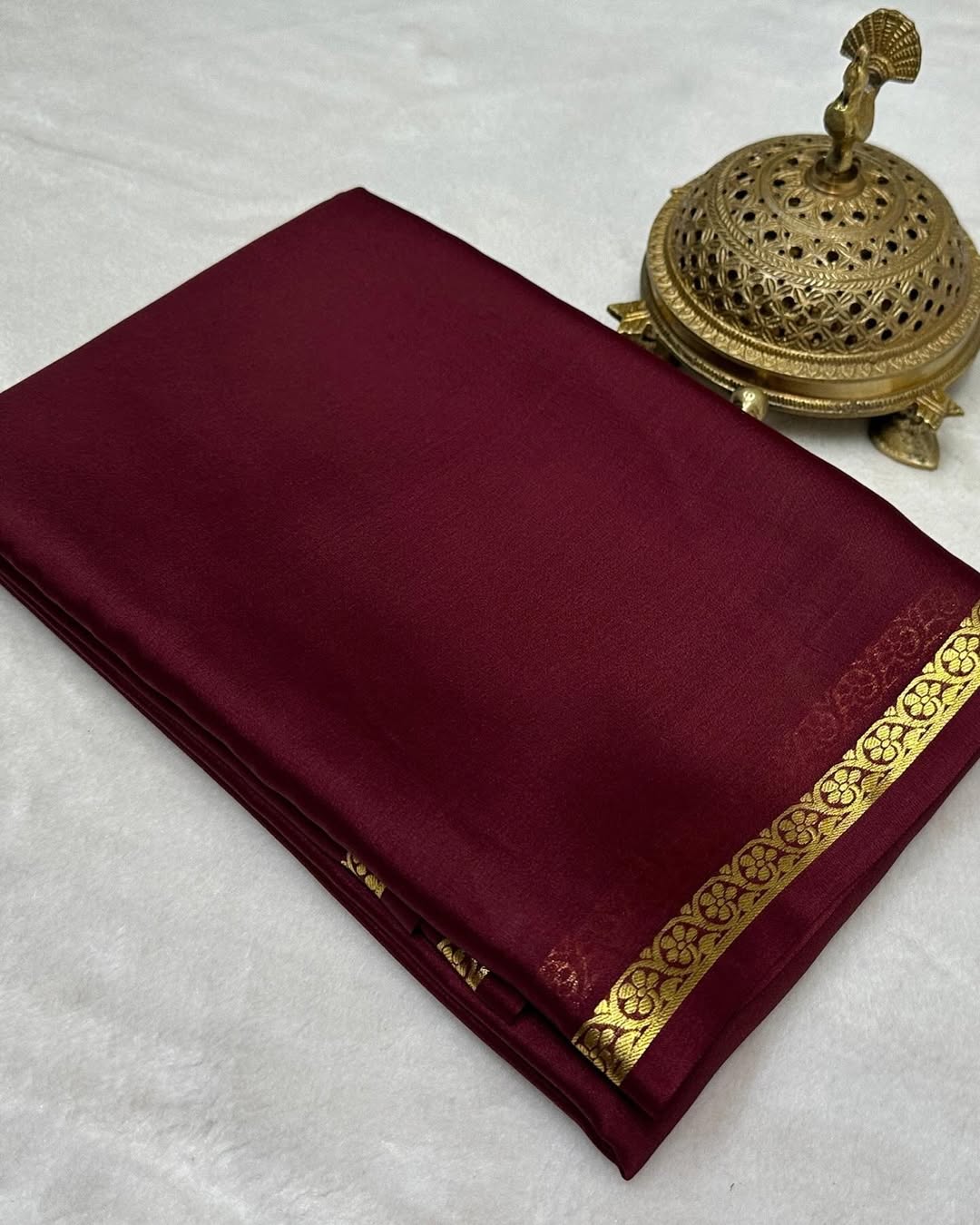 Elegant Solid Silk Blend Saree Featuring Rich Traditional Gold  Border
