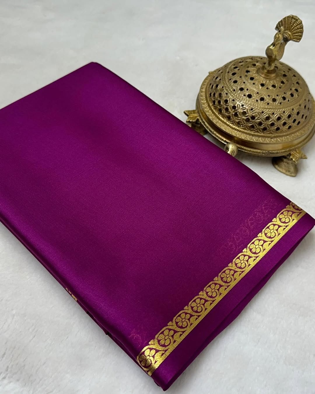 Elegant Solid Silk Blend Saree Featuring Rich Traditional Gold  Border